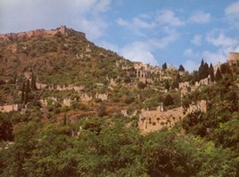 mystras-fortress-from-below